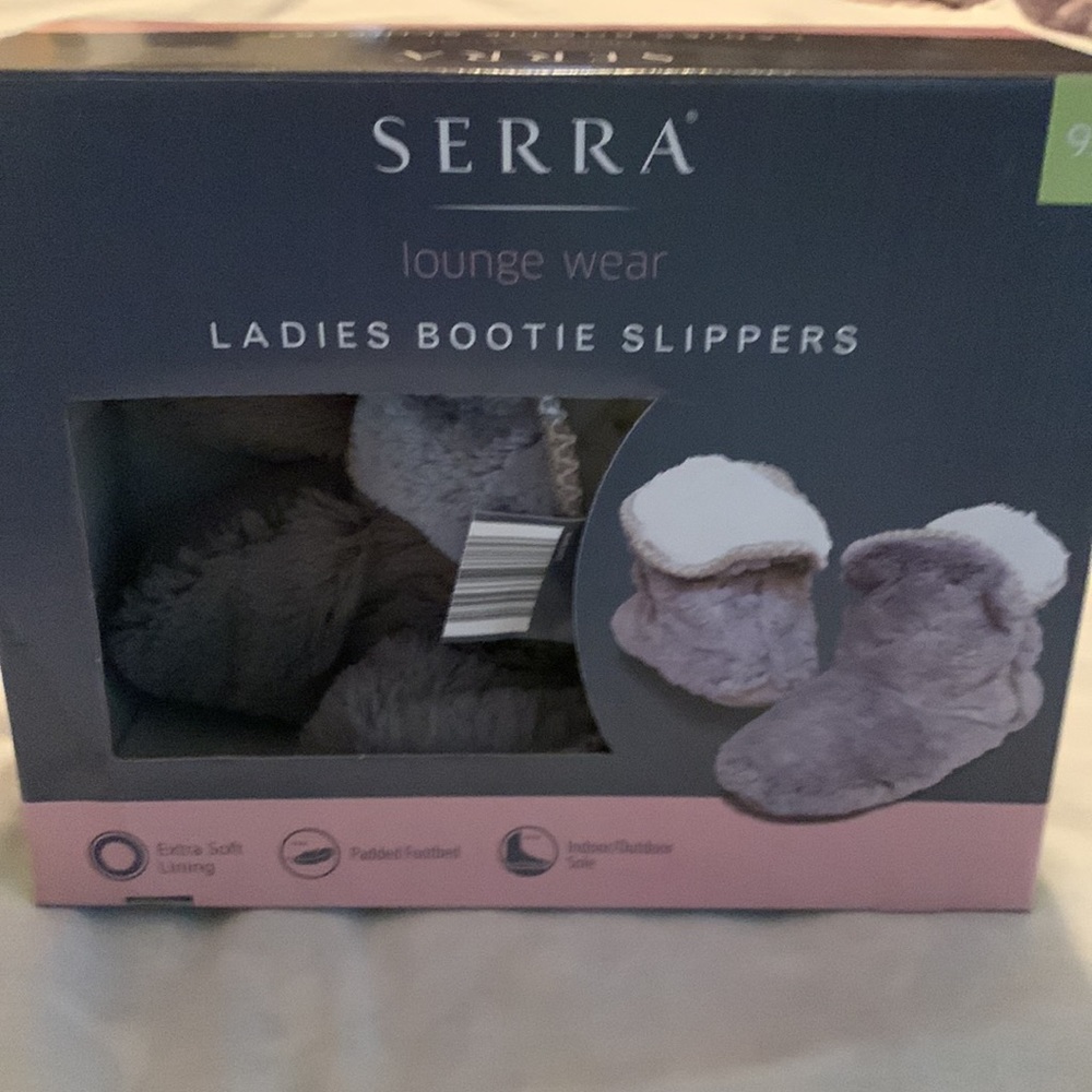 Serra ladies bootie slippers
